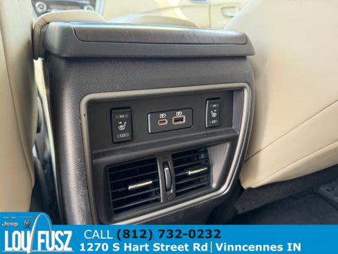 Used 2024 Nissan Murano Platinum w/ Cargo Package FWD image 13