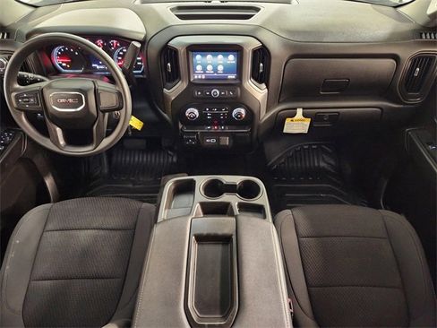 Used 2022 GMC Sierra 2500 Pro w/ Gooseneck/5TH Wheel Package image 4