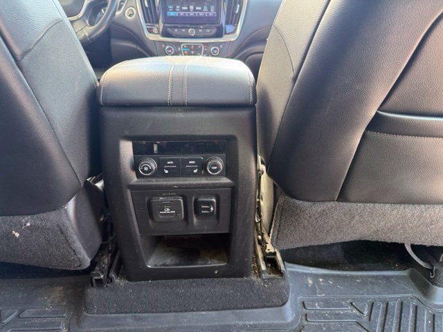 Used 2018 Chevrolet Traverse Premier AWD/4WD image 18