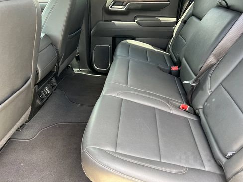 Used 2025 GMC Sierra 1500 SLT AWD/4WD image 15