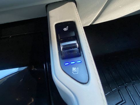 Used 2020 Kia Telluride SX w/ Towing Package FWD image 33