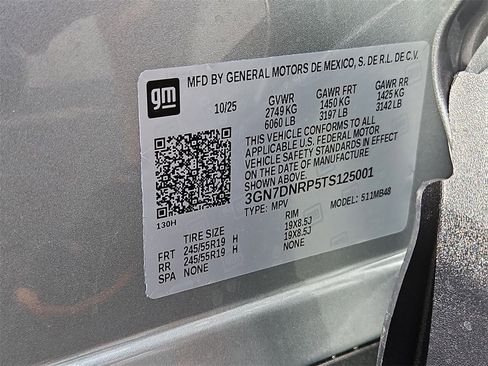 New 2026 Chevrolet Equinox EV LT image 33