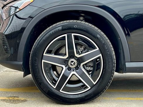 Certified 2026 Mercedes-Benz GLC 300 4MATIC image 12