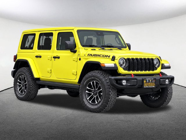 Used 2024 Jeep Wrangler Unlimited Rubicon AWD/4WD image 2