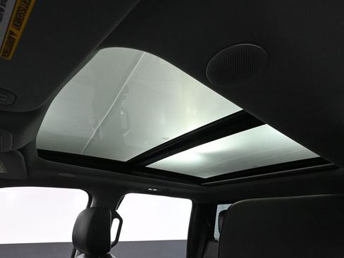 Used 2023 Ford F250 Lariat w/ Lariat Ultimate Package image 28