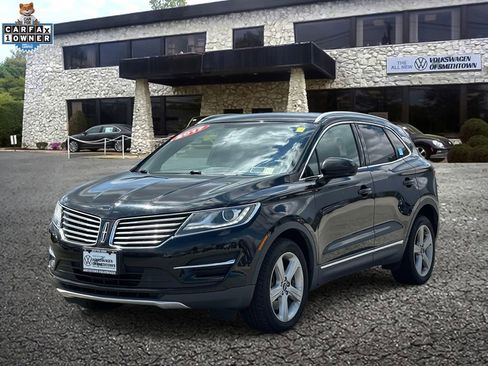 Used 2017 Lincoln MKC Premiere AWD/4WD image 2