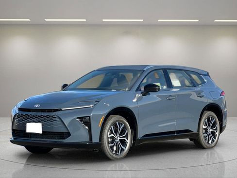 New 2026 Toyota Crown Signia image 6