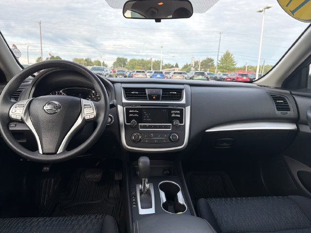 Used 2017 Nissan Altima 2.5 S w/ Power Driver Seat Package FWD image 15