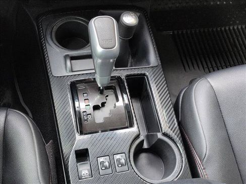 Used 2023 Toyota 4Runner TRD Off-Road Premium w/ Moonroof Package AWD/4WD image 18