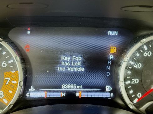 Used 2021 Jeep Renegade Latitude image 16