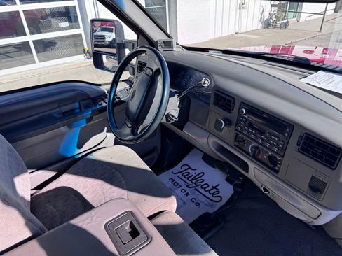 Used 1999 Ford F350 4x4 Crew Cab DRW Super Duty image 18