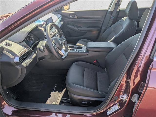 Used 2025 Nissan Altima 2.5 SV AWD/4WD image 14