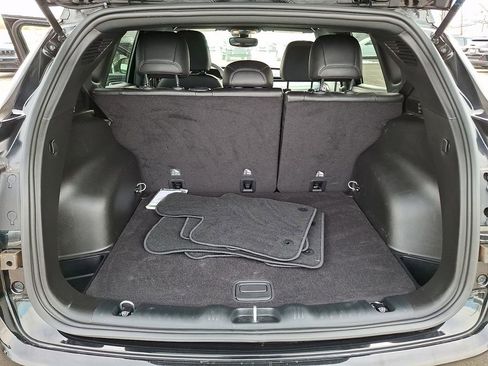 Used 2024 Jeep Compass Limited image 29