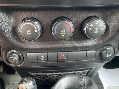 Used 2017 Jeep Wrangler Unlimited Sport w/ Quick Order Package 23S image 16