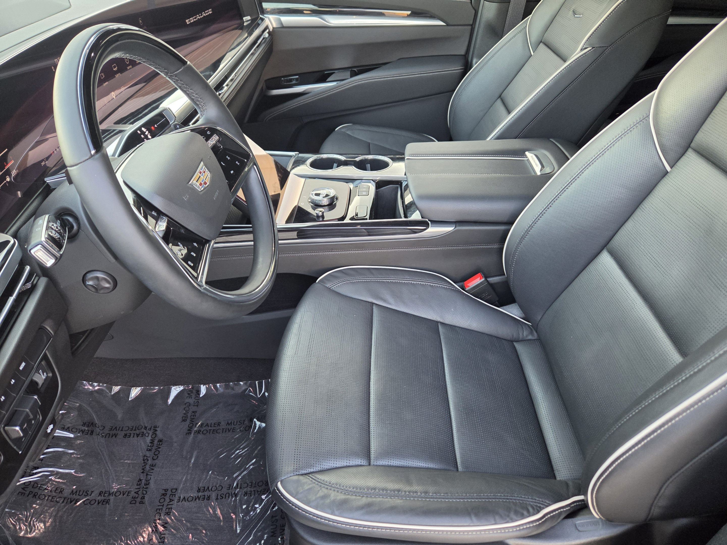 Used 2025 Cadillac Escalade Sport w/ LPO, ONYX Package AWD/4WD image 7