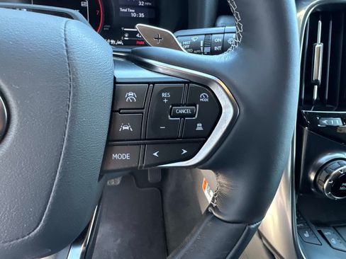 New 2026 Lexus LX 700h Luxury AWD/4WD image 30