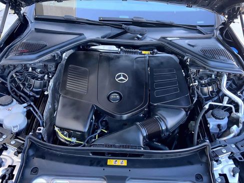 Used 2024 Mercedes-Benz E 350 4MATIC Sedan image 26