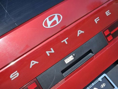 Used 2024 Hyundai Santa Fe SEL FWD image 7