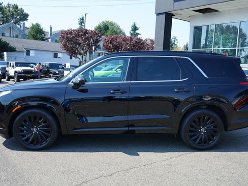 Used 2025 Hyundai Palisade Calligraphy AWD/4WD image 2