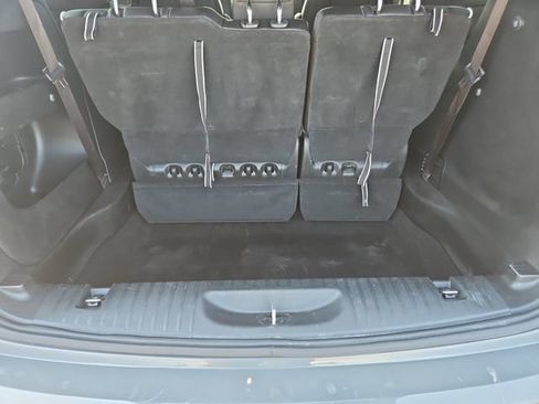 Used 2025 Chrysler Pacifica Limited FWD image 24
