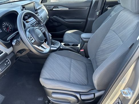Used 2023 Kia Seltos LX image 5