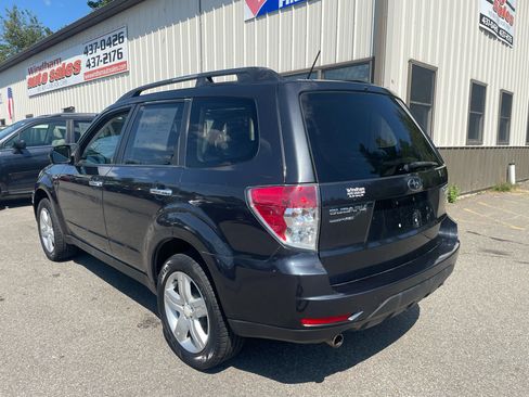 Used 2010 Subaru Forester 2.5X Premium image 6