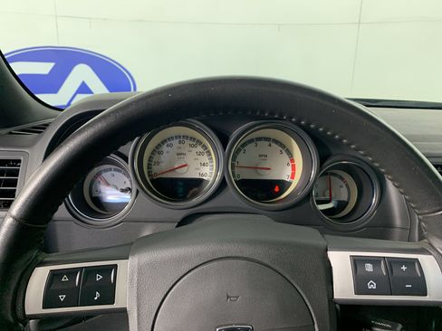 Used 2010 Dodge Challenger R/T RWD image 22