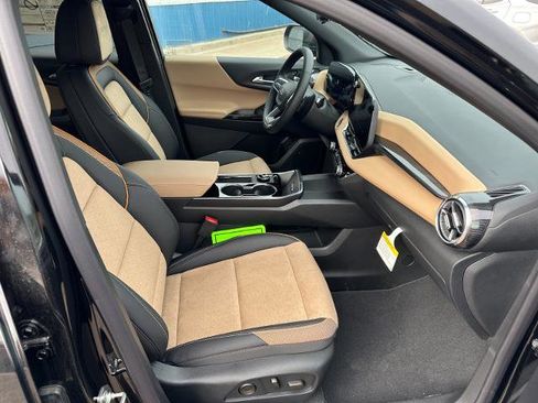 New 2026 Chevrolet Equinox ACTIV w/ Convenience Package III AWD/4WD image 28