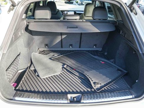 Used 2025 Audi SQ5 Premium Plus image 28