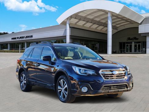 Used 2018 Subaru Outback 2.5i Limited image 2
