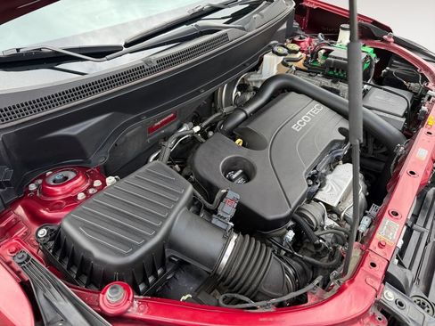 Used 2018 Chevrolet Equinox LT AWD/4WD image 25