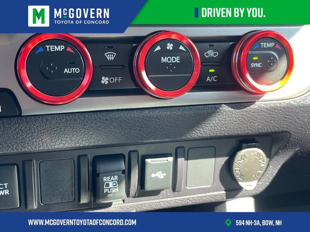 Used 2023 Toyota Tacoma SR5 AWD/4WD image 39