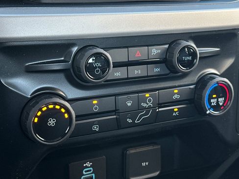 New 2026 Ford F250 XL w/ XL Chrome Package image 18