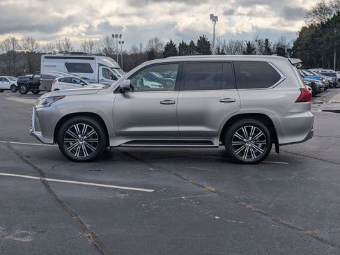 Used 2018 Lexus LX 570 4WD image 27