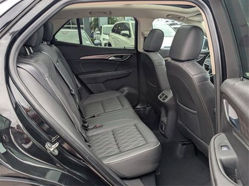 Used 2023 Buick Envision Avenir image 15