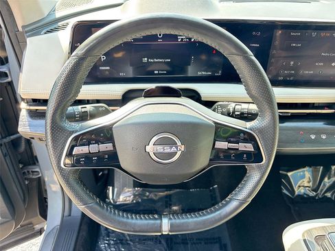 Used 2023 Nissan Ariya FWD image 11