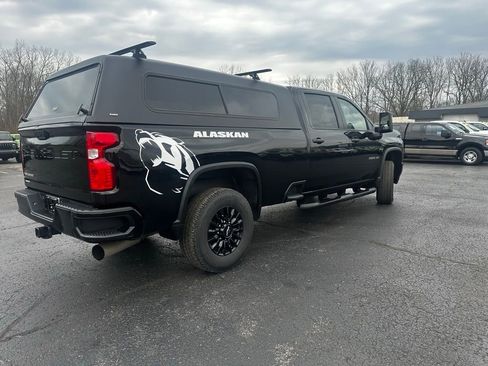Used 2023 Chevrolet Silverado 3500 W/T image 3