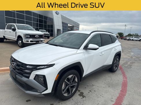 Used 2025 Hyundai Tucson SEL image 1