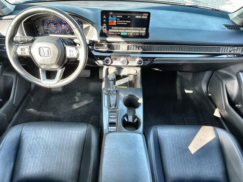 Used 2022 Honda Civic Touring image 18