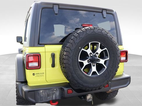 Used 2022 Jeep Wrangler Unlimited Rubicon w/ Cold Weather Group image 6