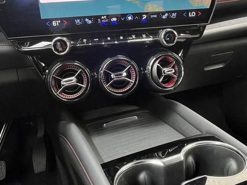 Used 2024 Chevrolet Blazer EV RS AWD/4WD image 16
