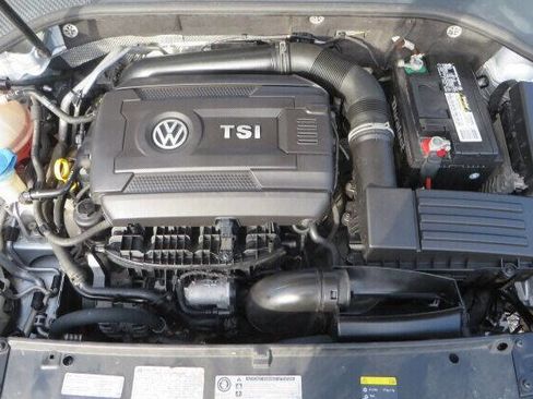 Used 2014 Volkswagen Passat 1.8T Wolfsburg Edition image 11