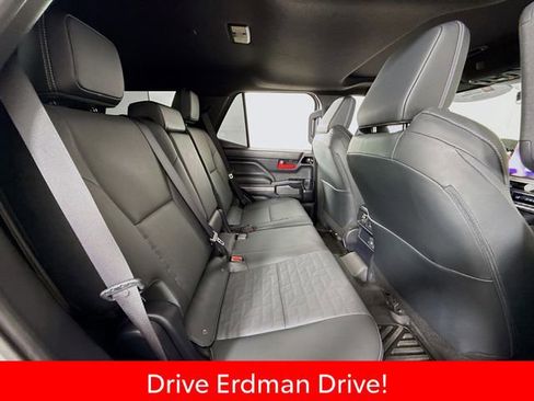 Certified 2026 Toyota 4Runner TRD Off-Road Premium AWD/4WD image 28