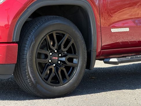 Used 2020 GMC Sierra 1500 Elevation w/ Elevation Value Package image 15