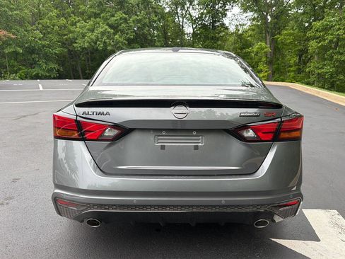New 2026 Nissan Altima 2.5 SR w/ SR Midnight Edition Package FWD image 6