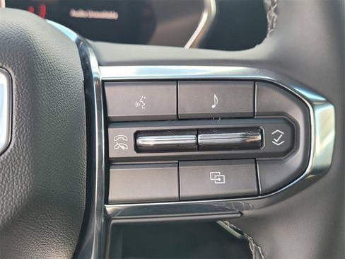 New 2026 GMC Canyon Elevation w/ Technology Package image 20