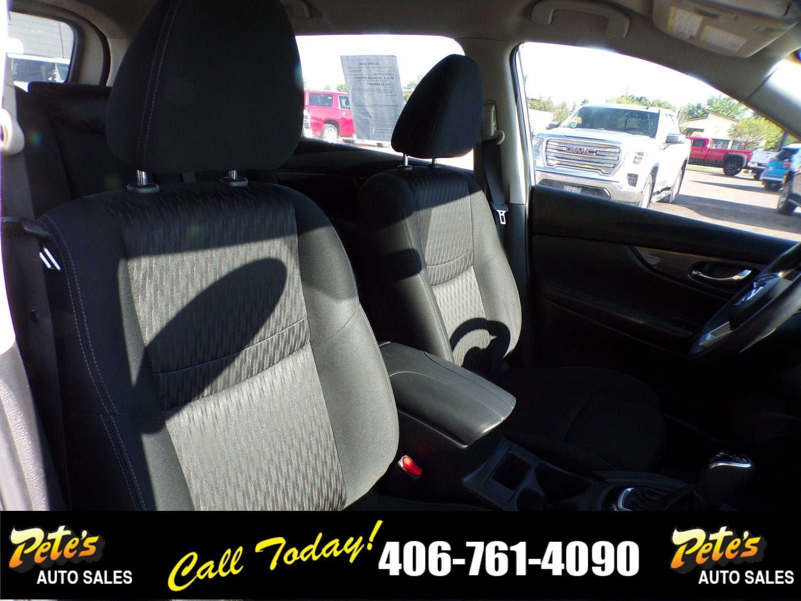 Used 2018 Nissan Rogue S AWD/4WD image 18
