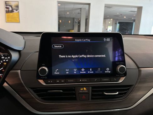 Used 2025 Nissan Altima 2.5 SV image 20