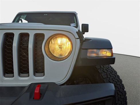 Used 2022 Jeep Gladiator Rubicon w/ Cold Weather Group image 32