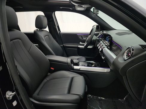 Certified 2022 Mercedes-Benz GLB 250 image 19